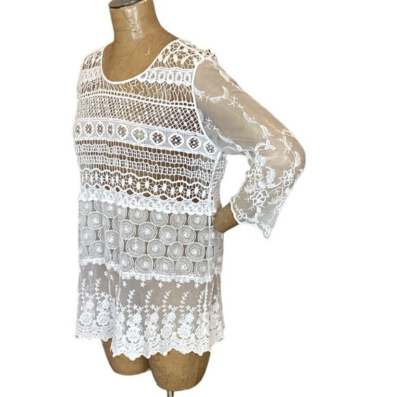 Chico's White Crochet Lace & Mesh Embroidered Tunic Top Sz 2 (L/12) #296K - Picture 3 of 6